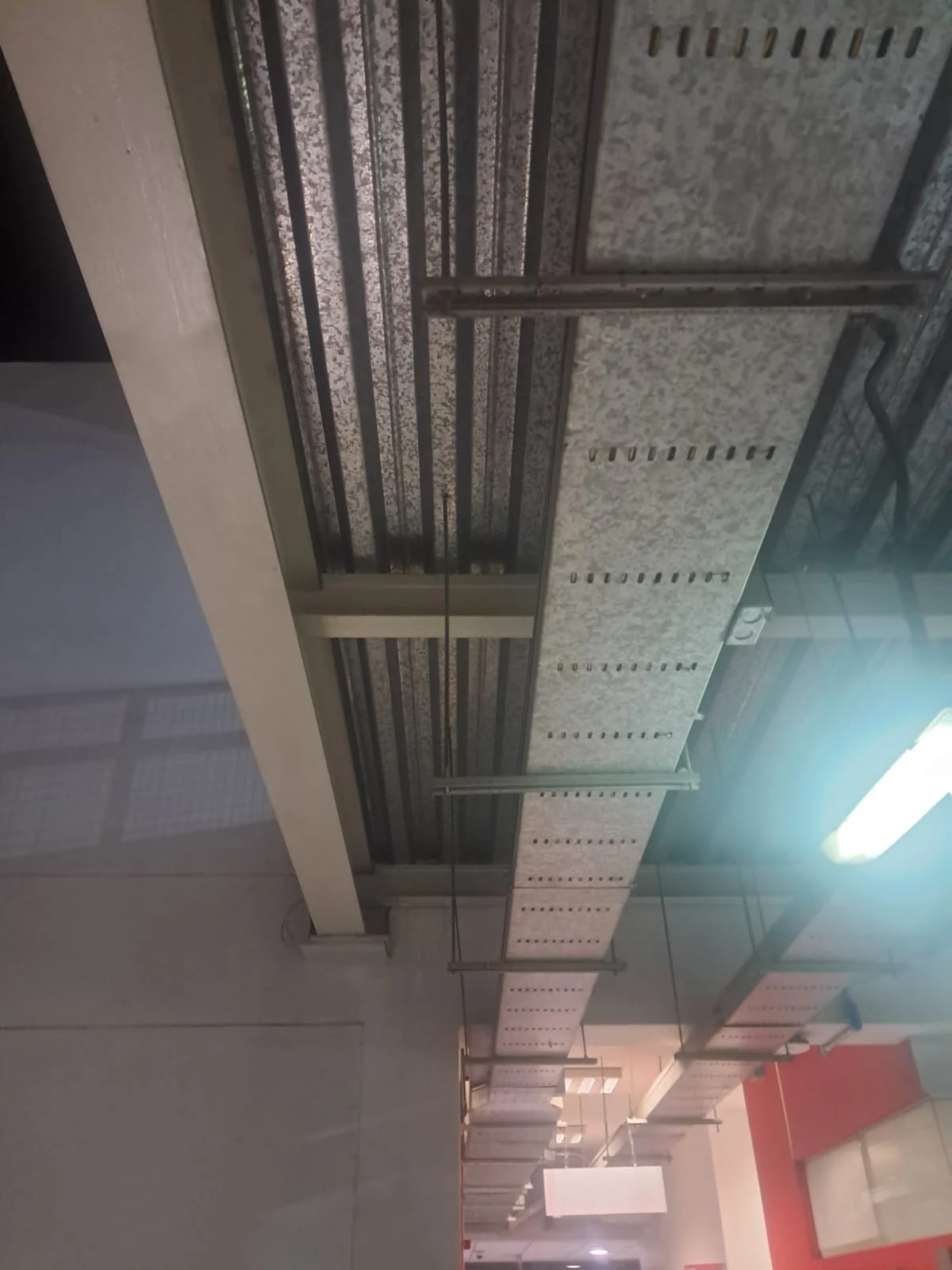 Visita Técnica para evaluar estructurad de vigas de acero - puentes UTP Arequipa
